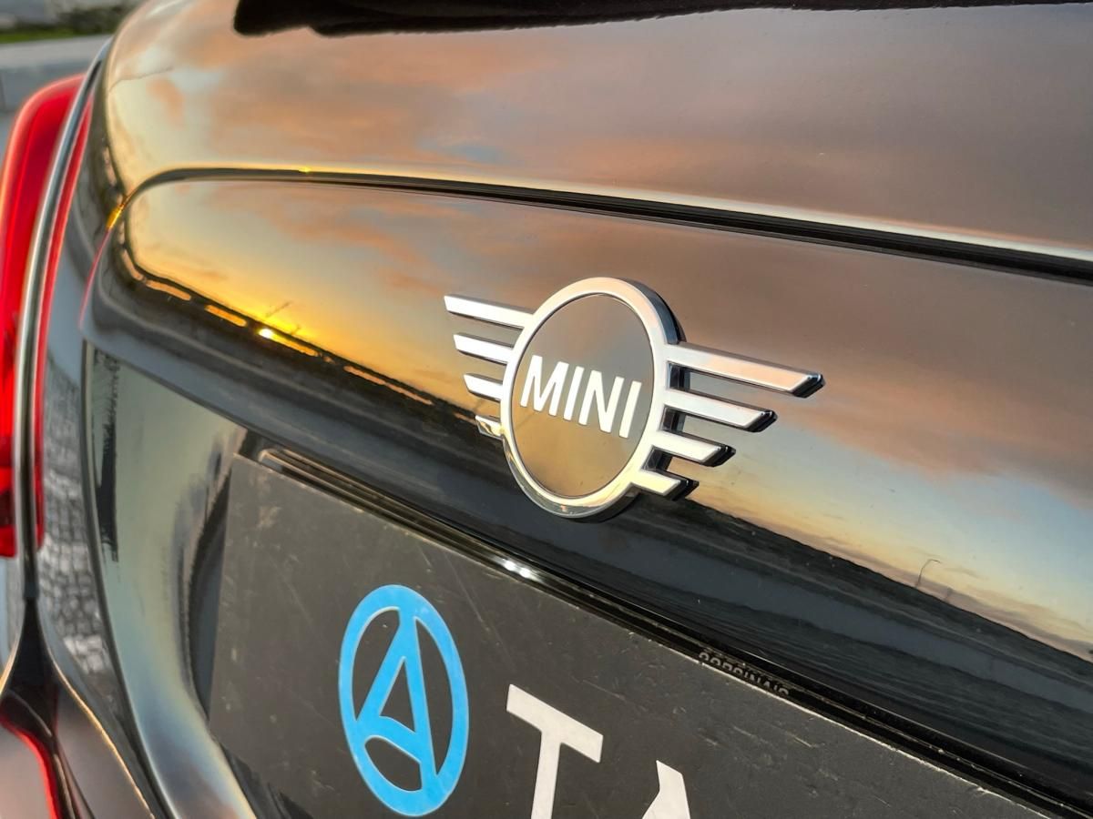 mini-cabrio-2019-gasolina-1499cc