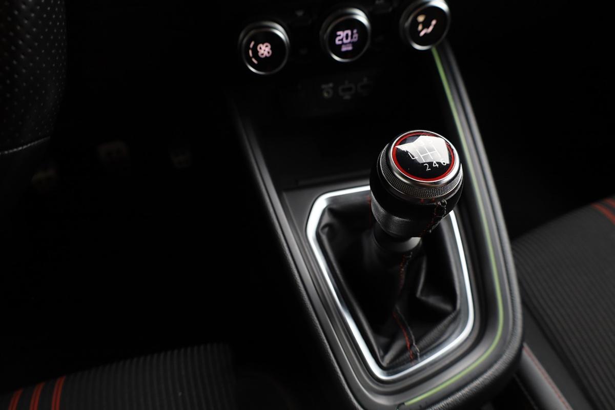 renault-clio-2022-gasolina-999cc