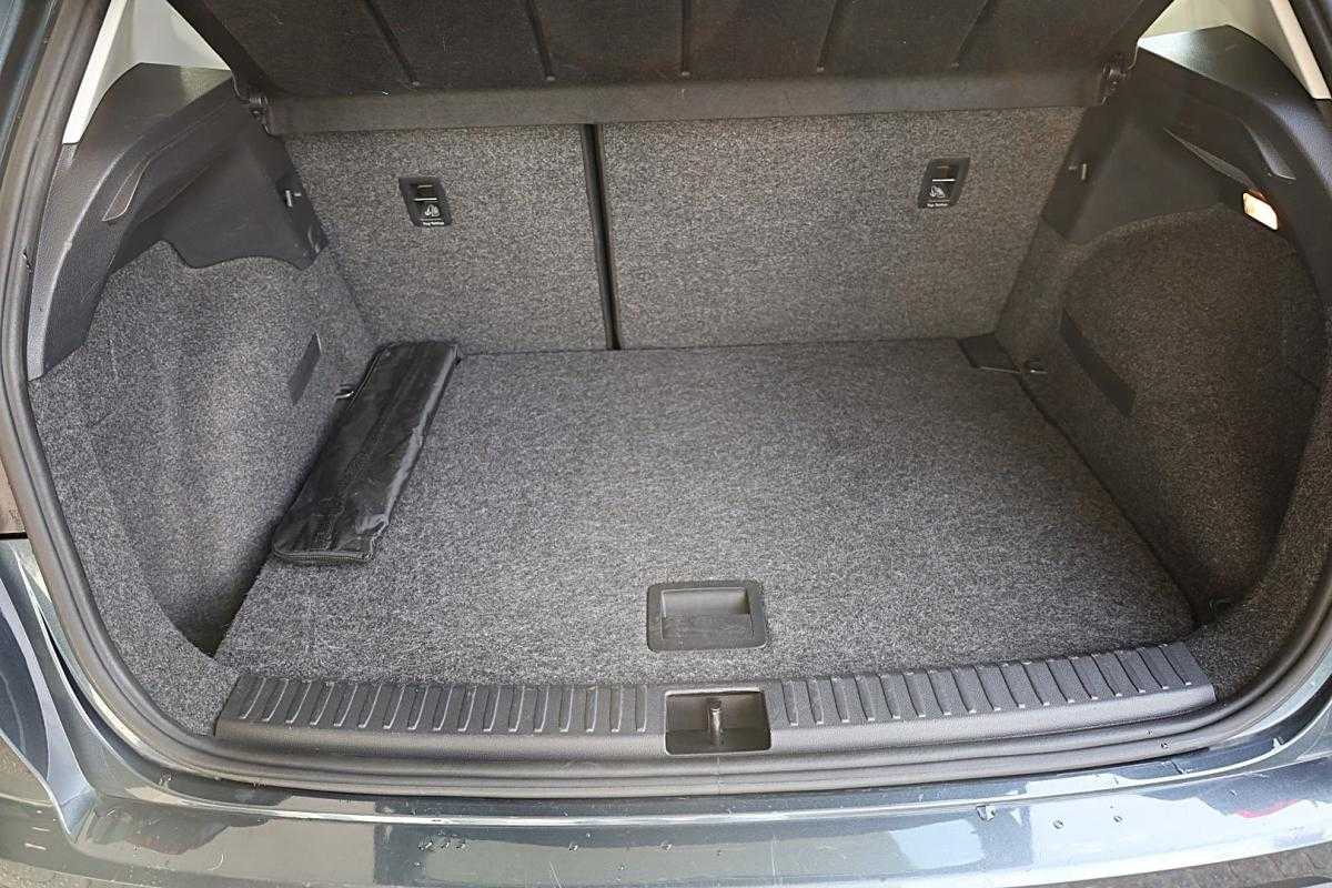 seat-arona-2023-gasolina-999cc