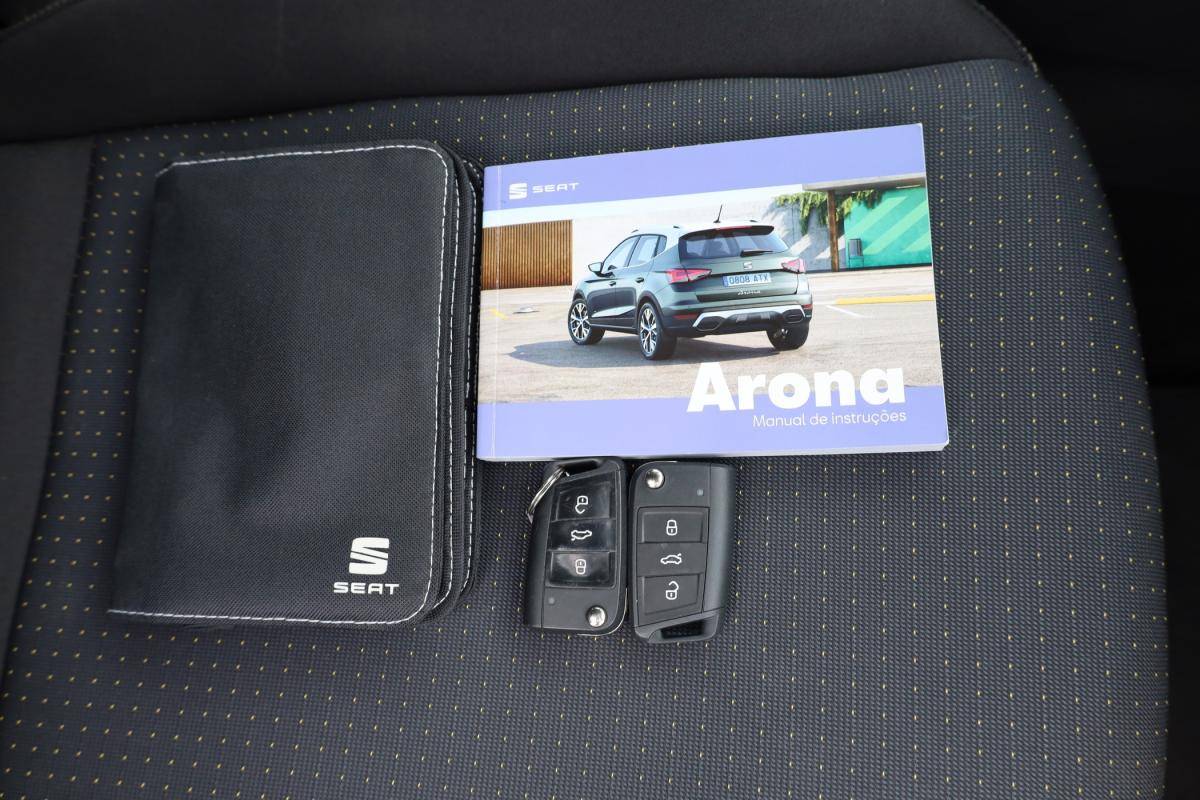 seat-arona-2023-gasolina-999cc