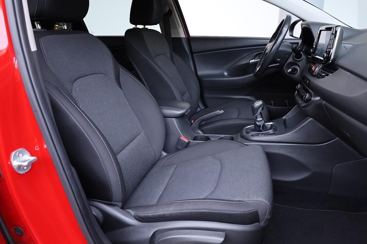 hyundai-i30-2021-diesel-1598cc