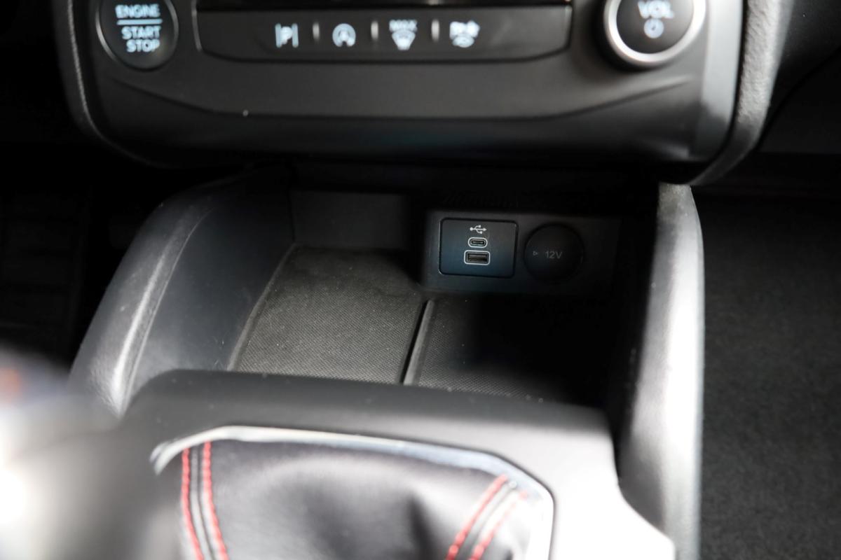 ford-focus-2023-gasolina-998cc