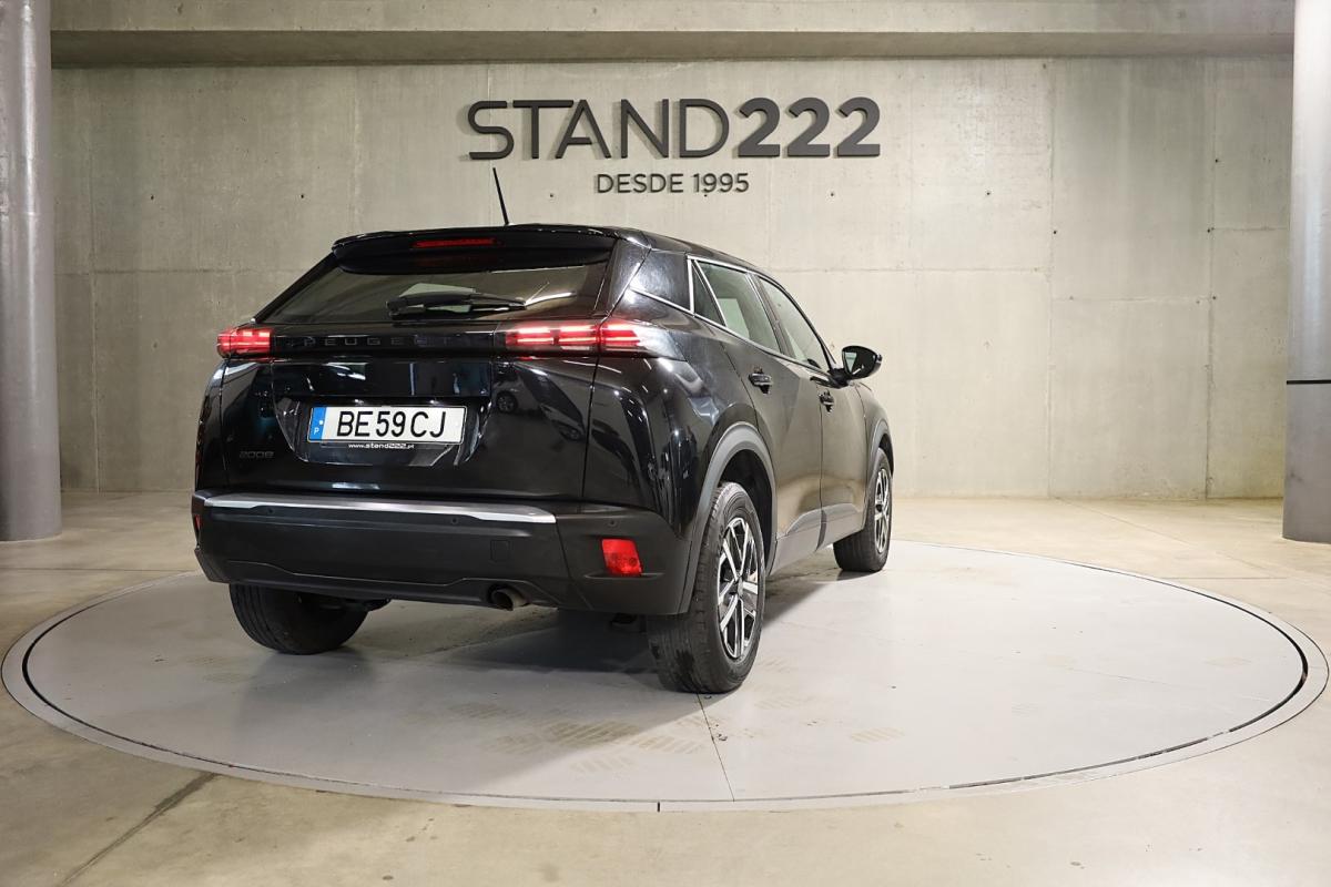 peugeot-2008-2023-gasolina-1199cc