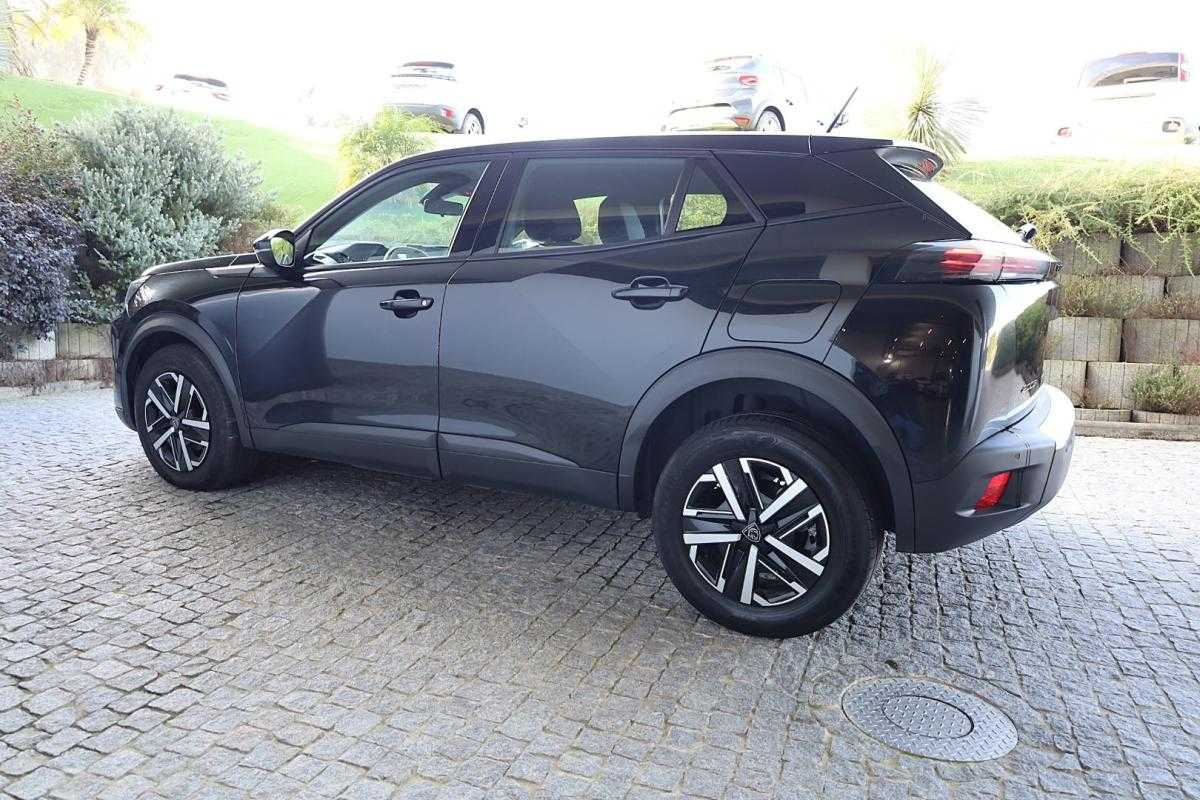 peugeot-2008-2023-gasolina-1199cc