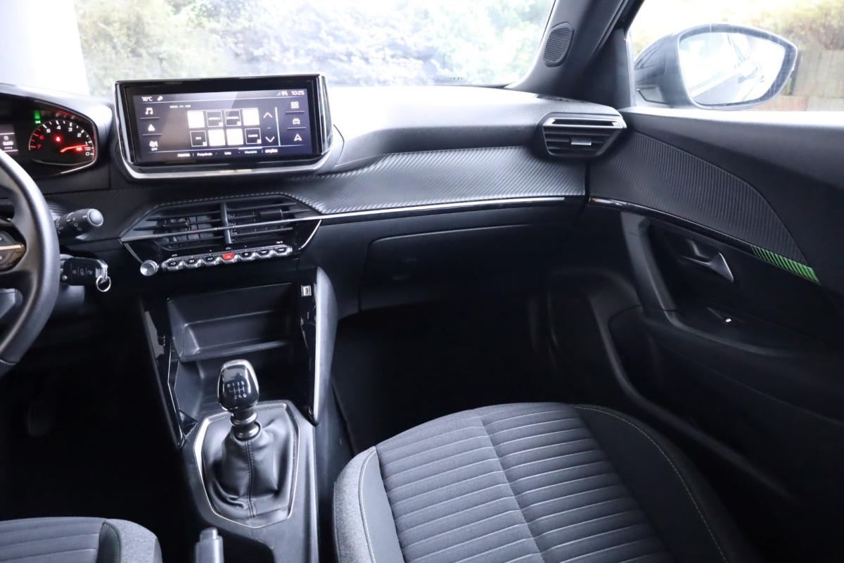 peugeot-2008-2023-gasolina-1199cc