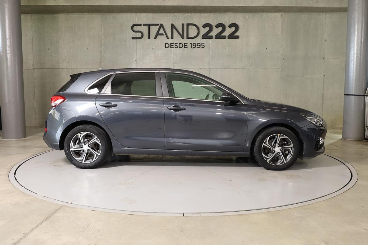 hyundai-i30-2023-gasolina-998cc