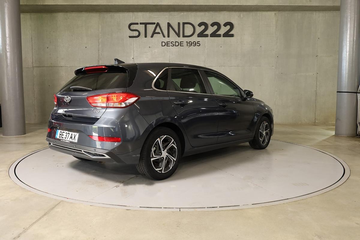 hyundai-i30-2023-gasolina-998cc