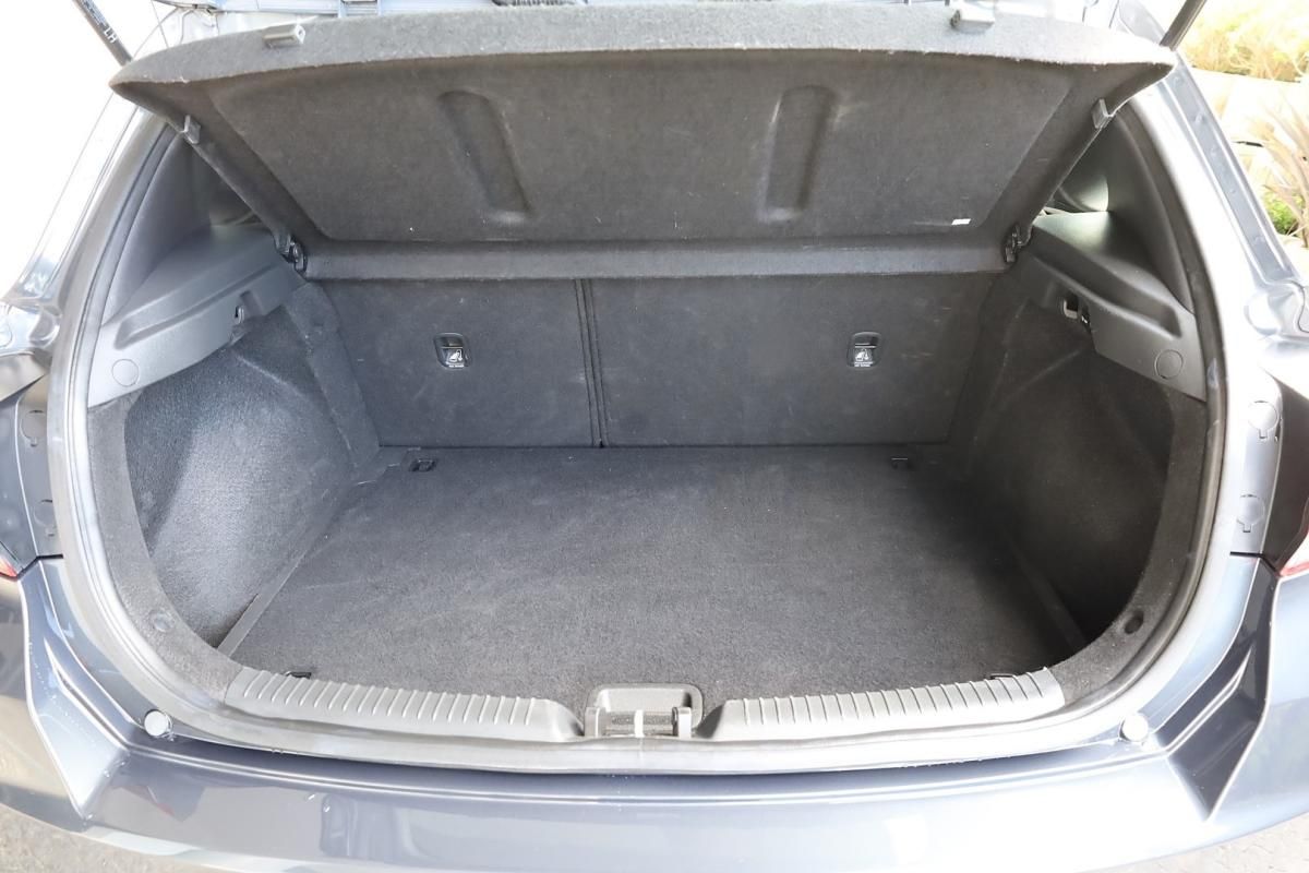 hyundai-i30-2023-gasolina-998cc