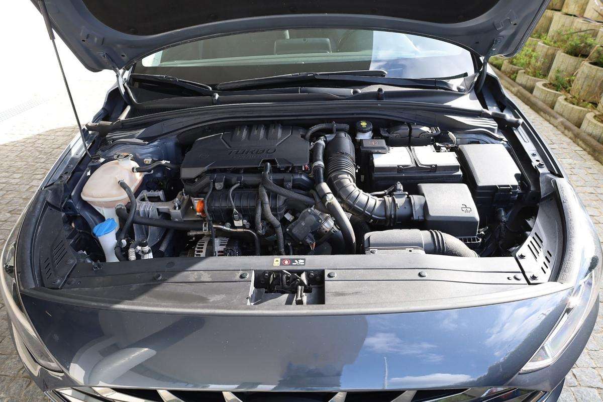 hyundai-i30-2023-gasolina-998cc