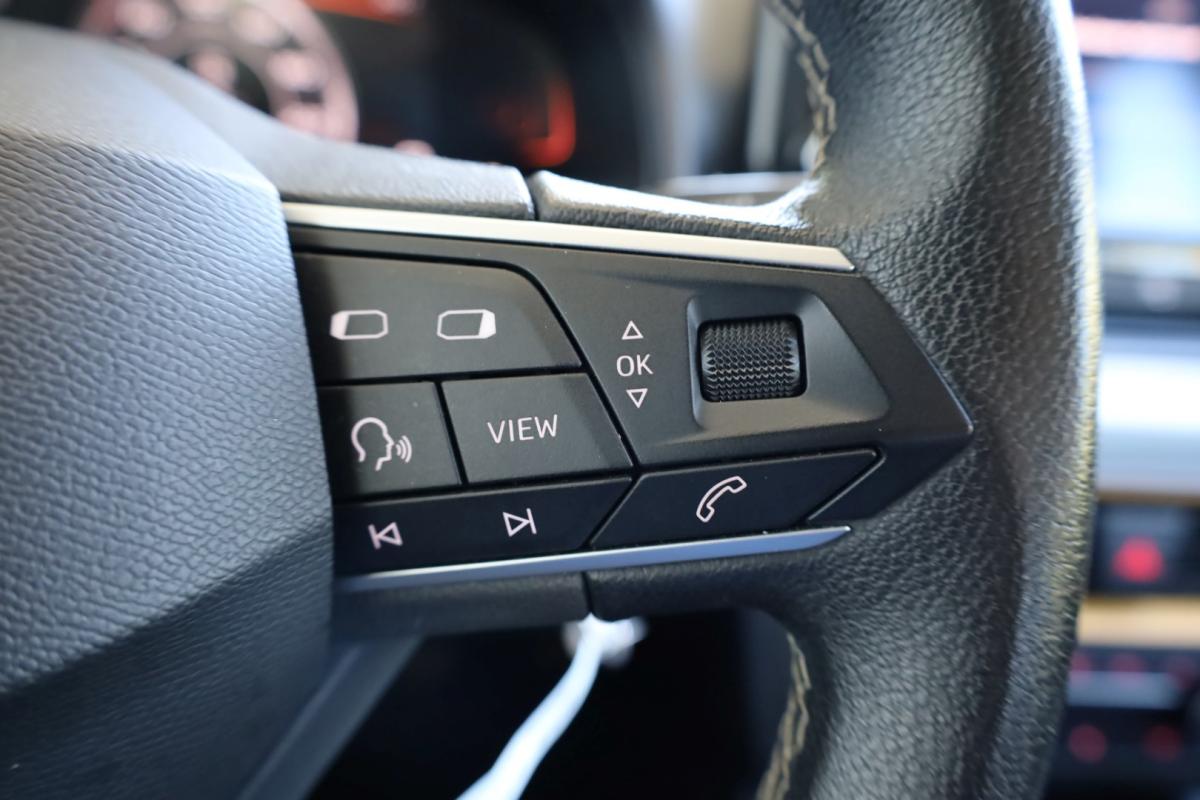 seat-ibiza-2023-gasolina-999cc