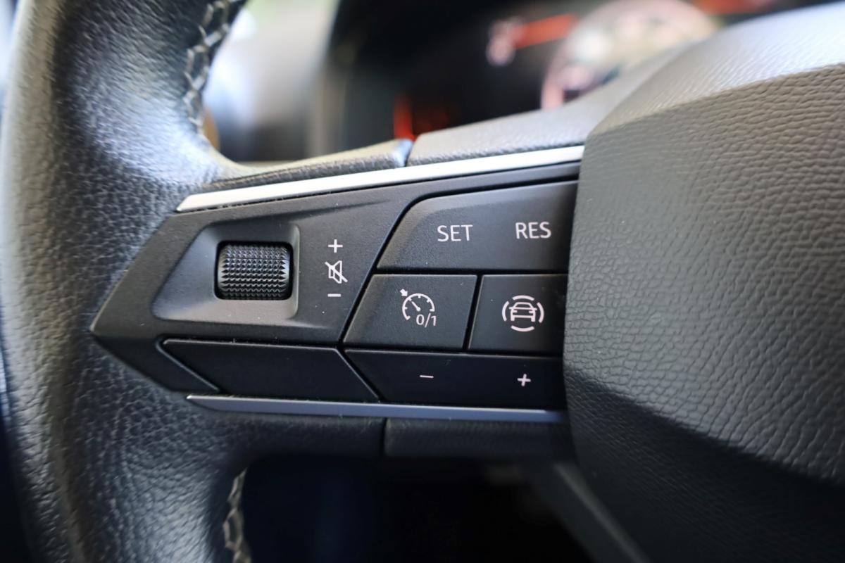 seat-ibiza-2023-gasolina-999cc