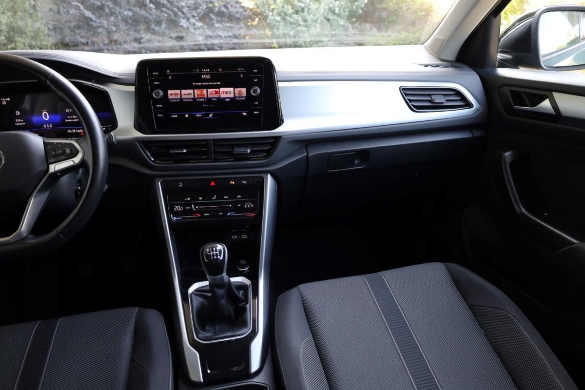 volkswagen-t-roc-2023-gasolina-999cc