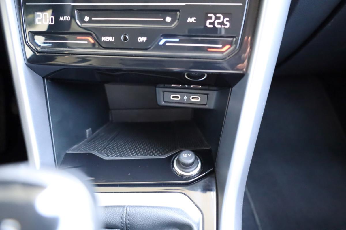 volkswagen-t-roc-2023-gasolina-999cc