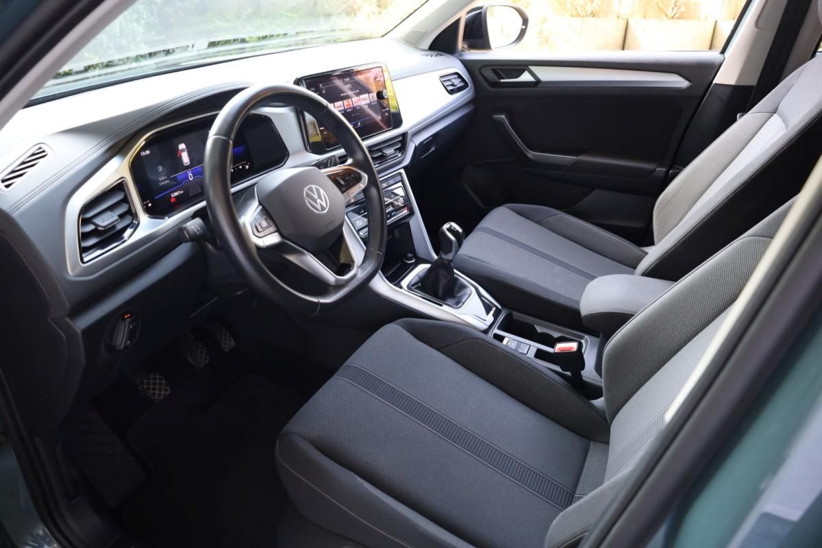 volkswagen-t-roc-2023-gasolina-999cc