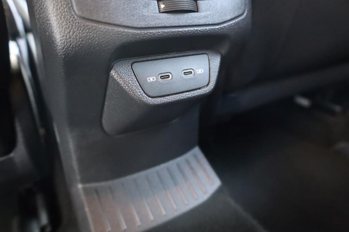 volkswagen-t-roc-2023-gasolina-999cc