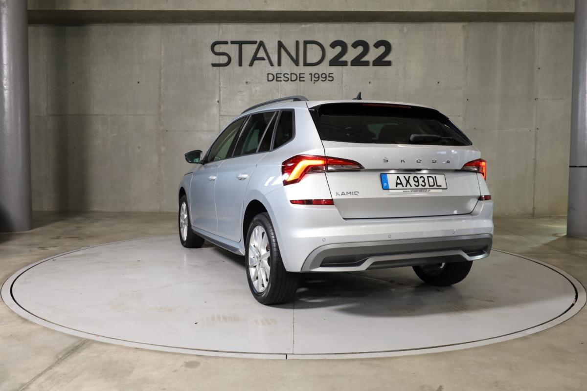 skoda-kamiq-2023-gasolina-999cc