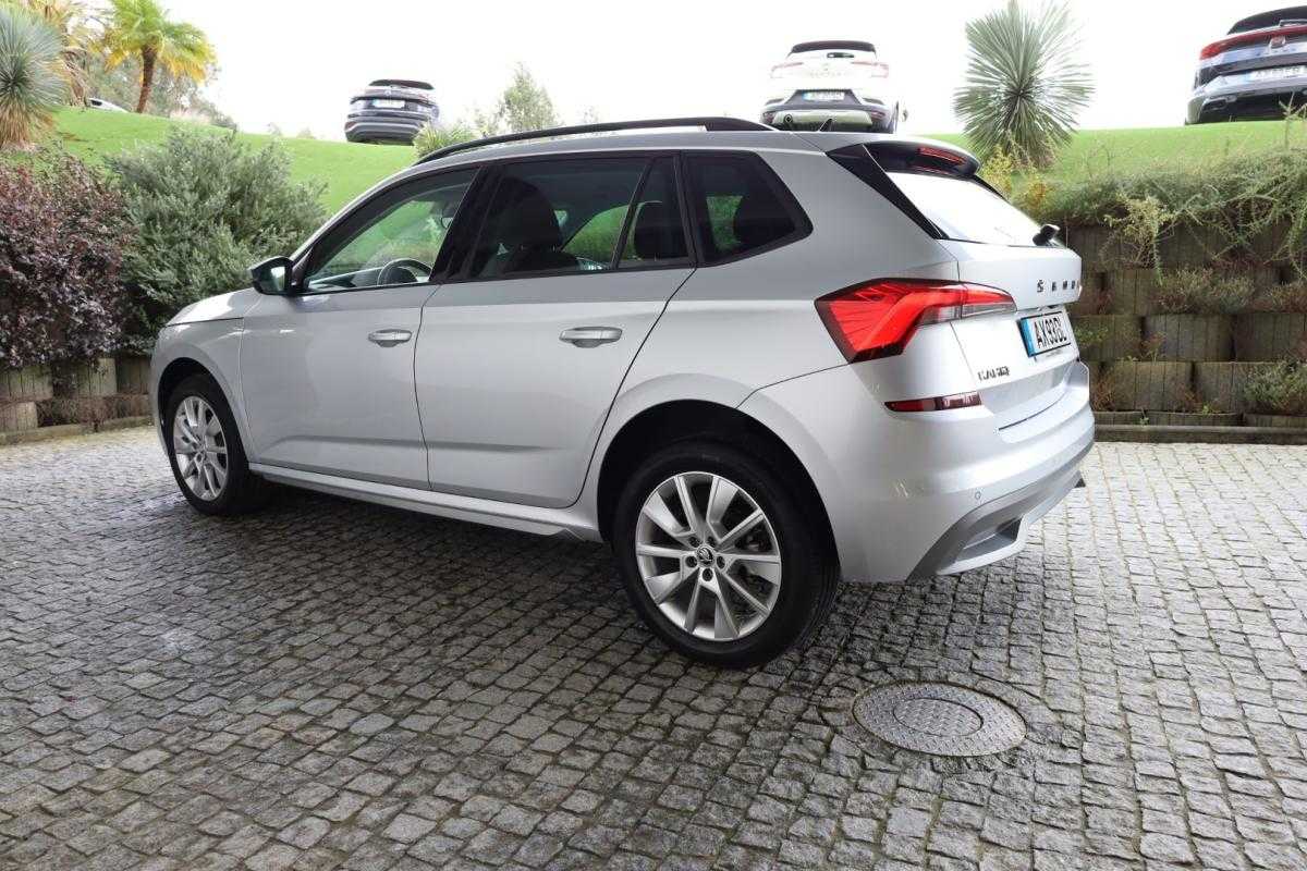 skoda-kamiq-2023-gasolina-999cc