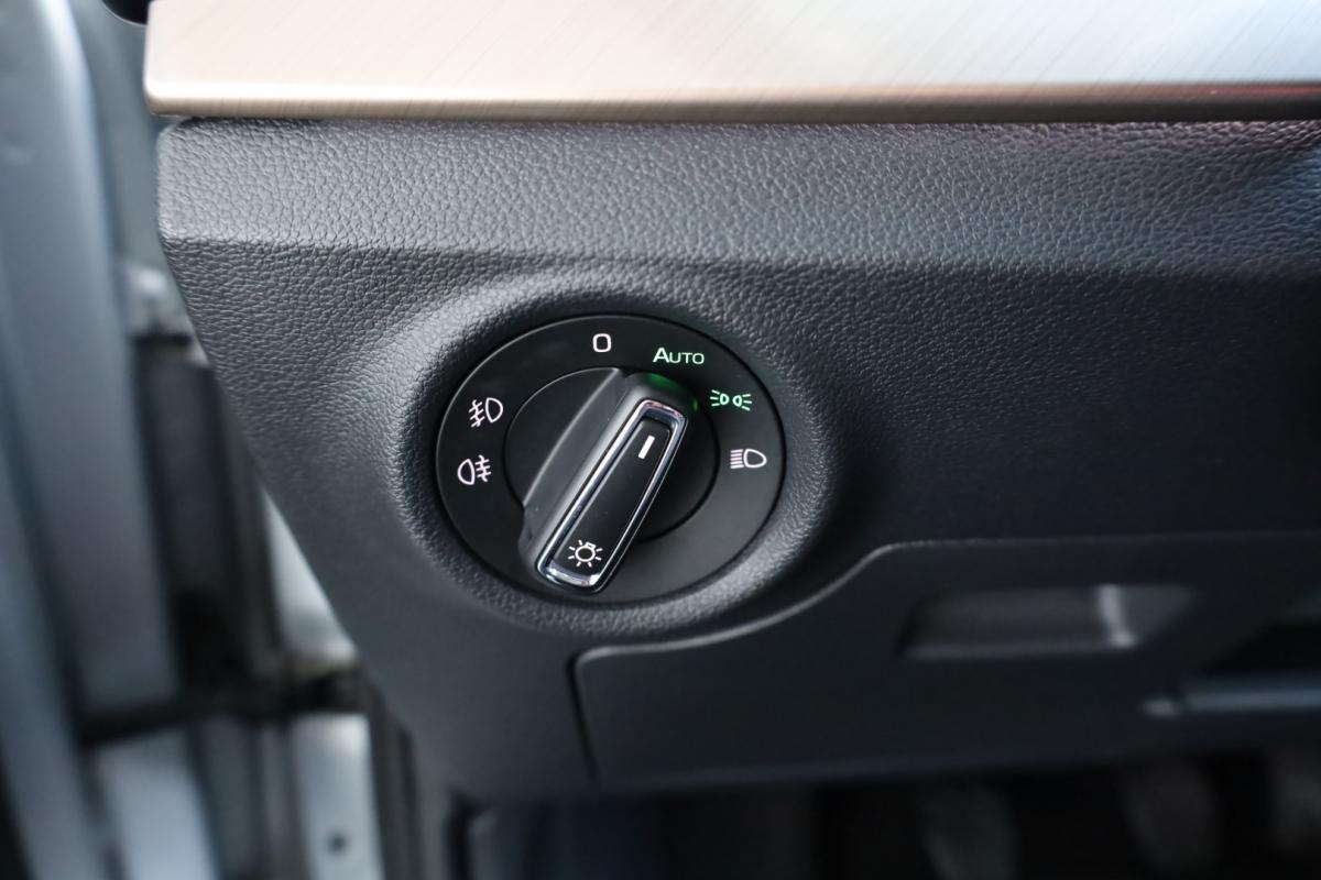 skoda-kamiq-2023-gasolina-999cc