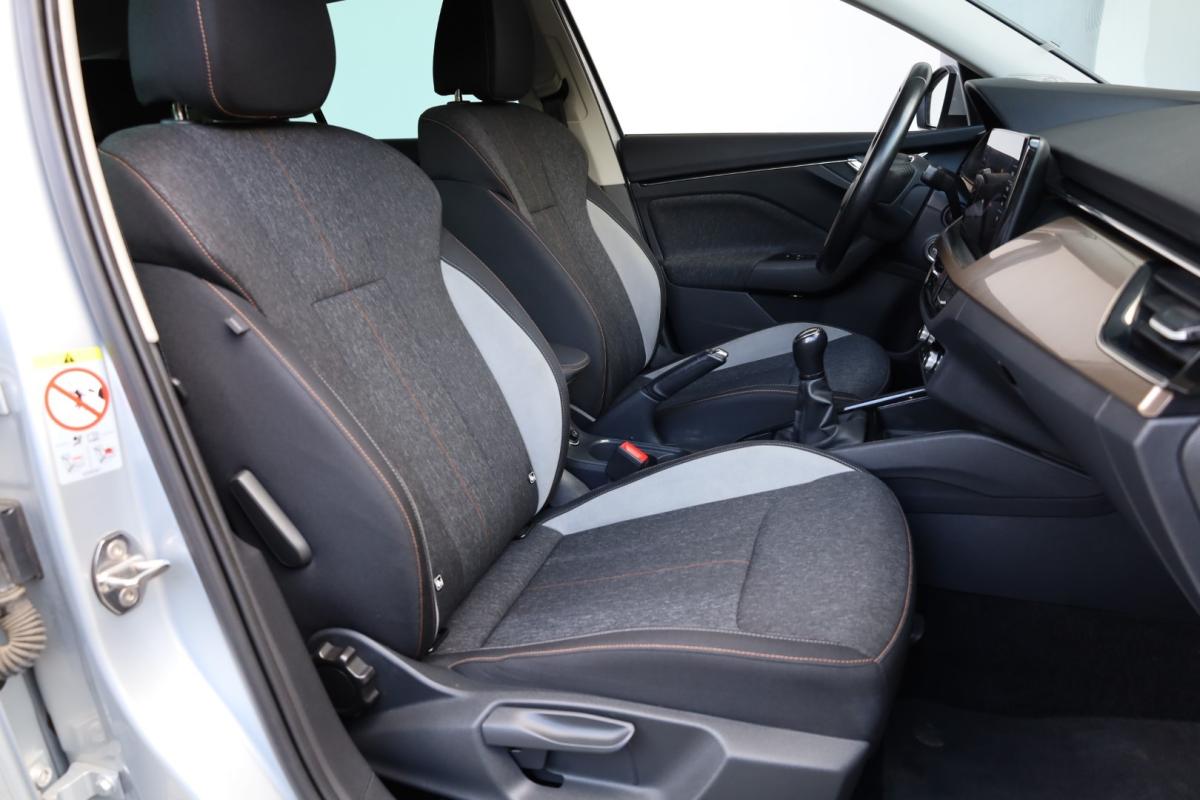 skoda-kamiq-2023-gasolina-999cc