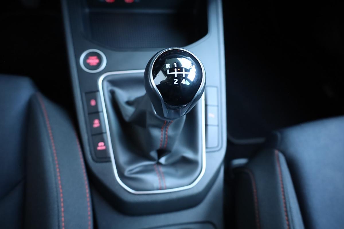 seat-ibiza-2024-gasolina-999cc