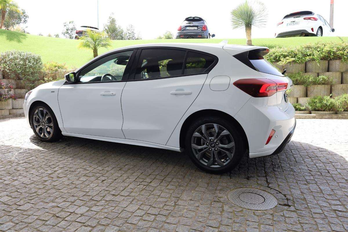 ford-focus-2023-gasolina-998cc