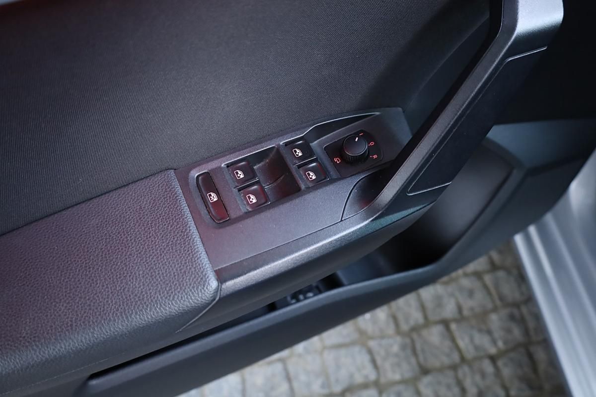 seat-ibiza-2024-gasolina-999cc