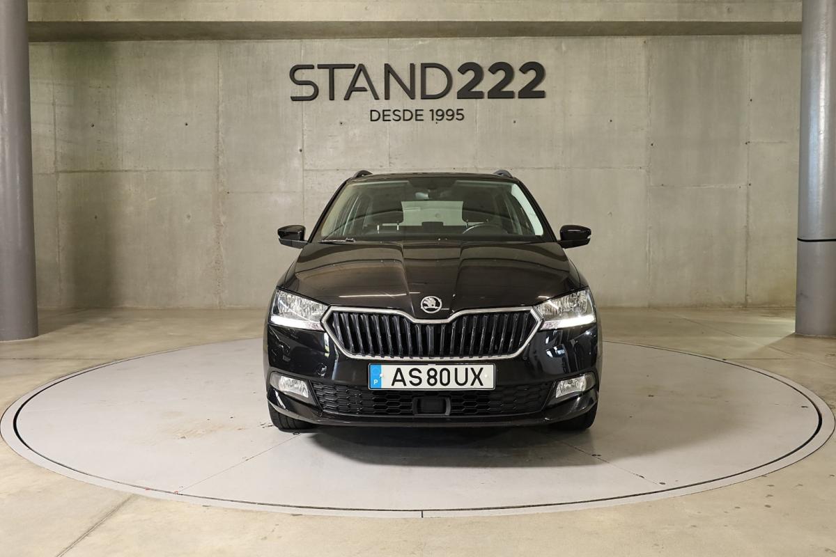 skoda-fabia-break-2022-gasolina-999cc