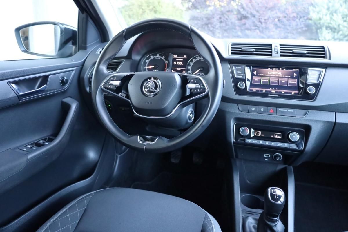 skoda-fabia-break-2022-gasolina-999cc