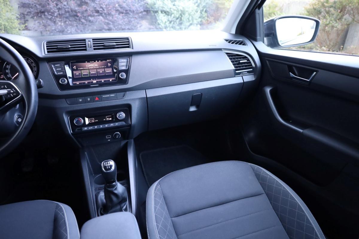 skoda-fabia-break-2022-gasolina-999cc