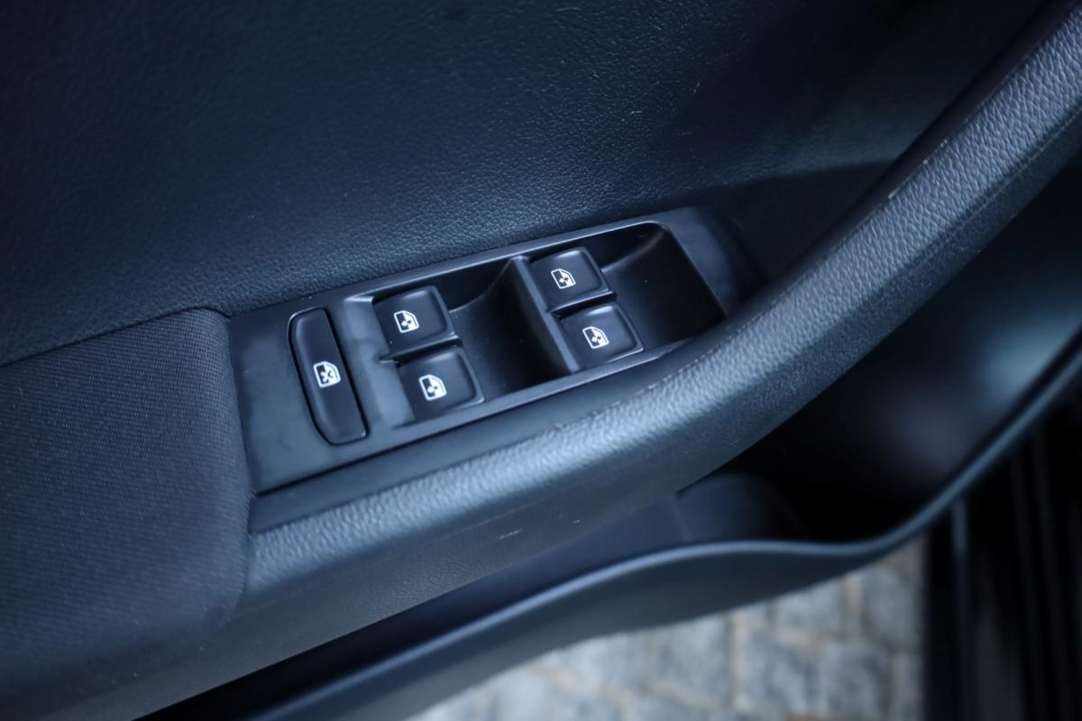skoda-fabia-break-2022-gasolina-999cc