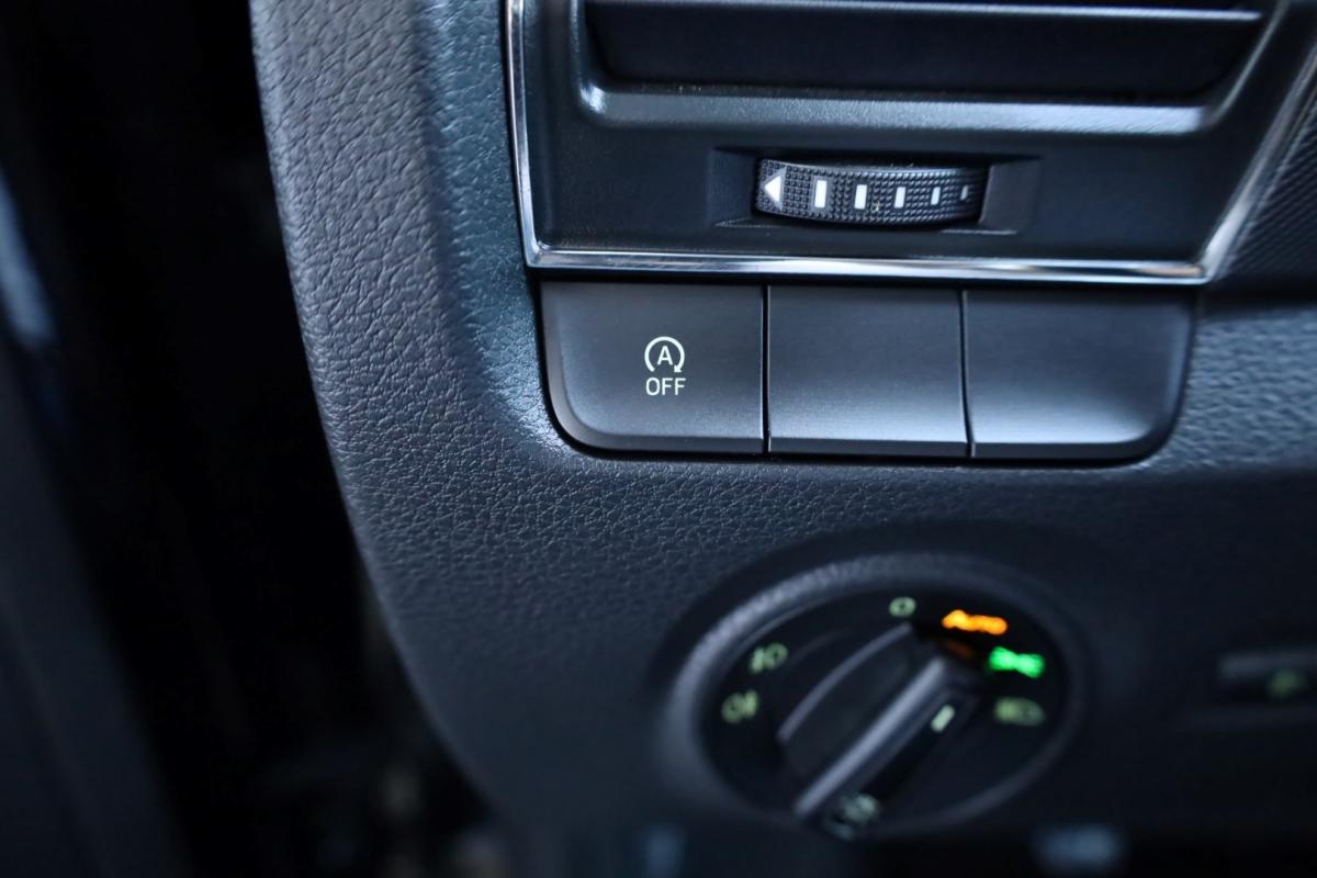 skoda-fabia-break-2022-gasolina-999cc