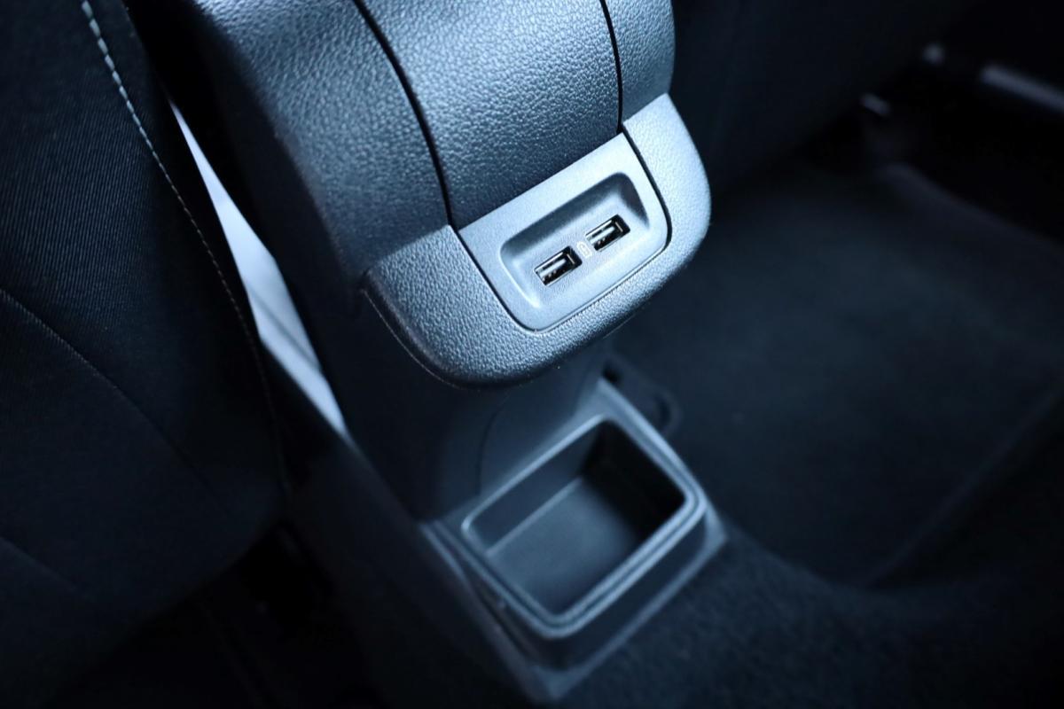 skoda-fabia-break-2022-gasolina-999cc