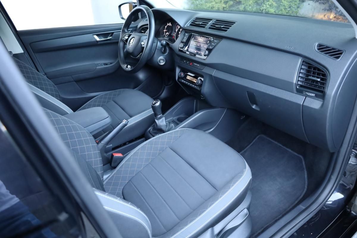 skoda-fabia-break-2022-gasolina-999cc