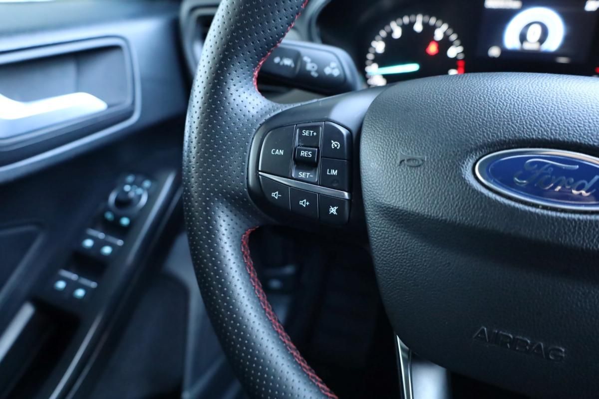 ford-focus-2023-gasolina-998cc