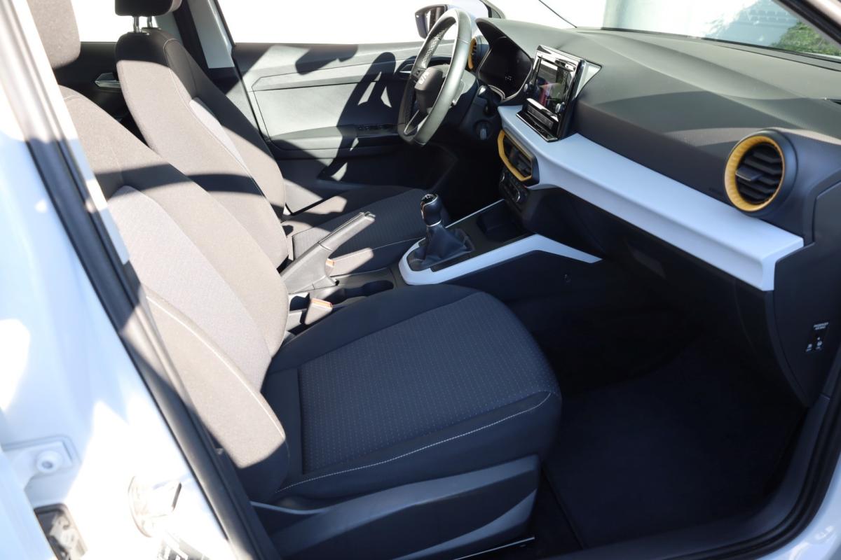 seat-arona-2024-gasolina-999cc