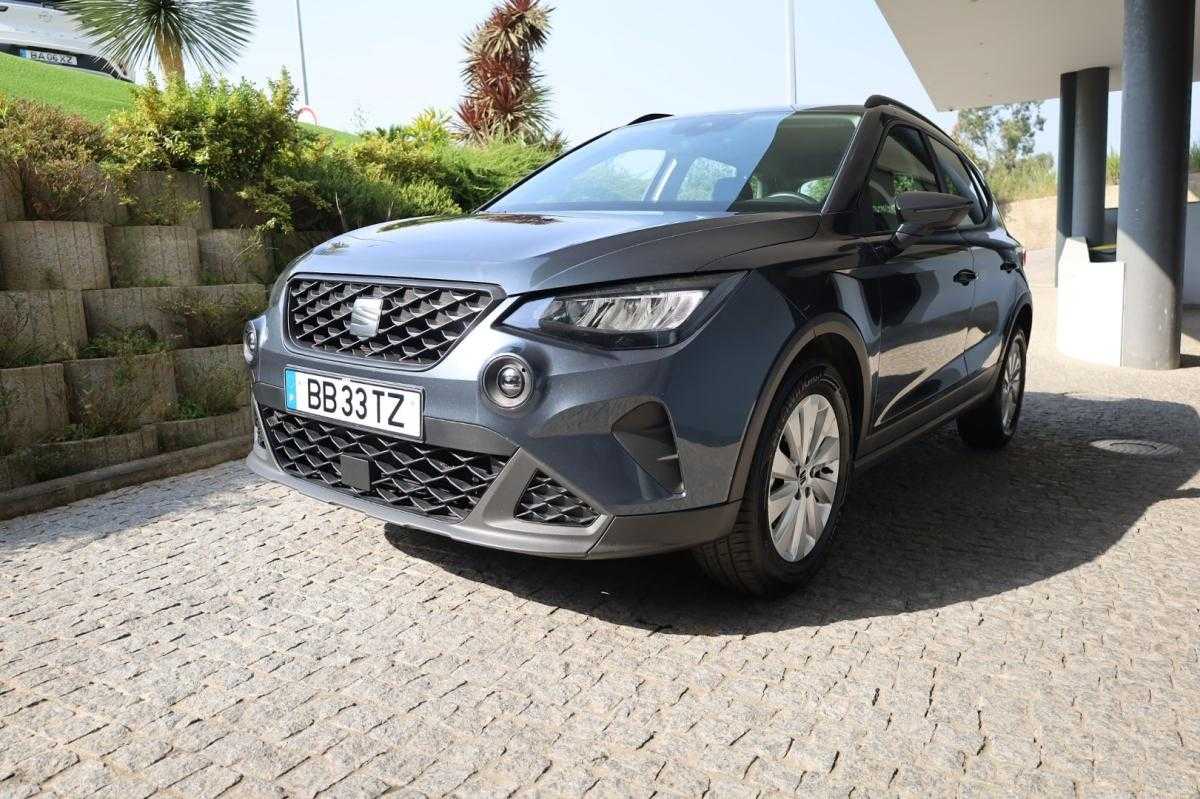 seat-arona-2023-gasolina-999cc