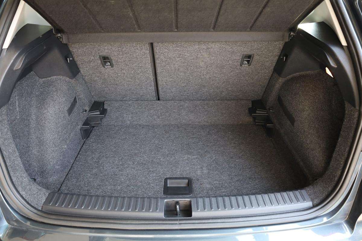 seat-arona-2023-gasolina-999cc