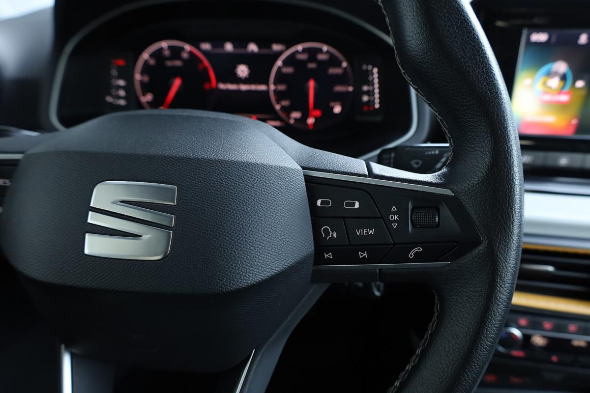 seat-arona-2023-gasolina-999cc