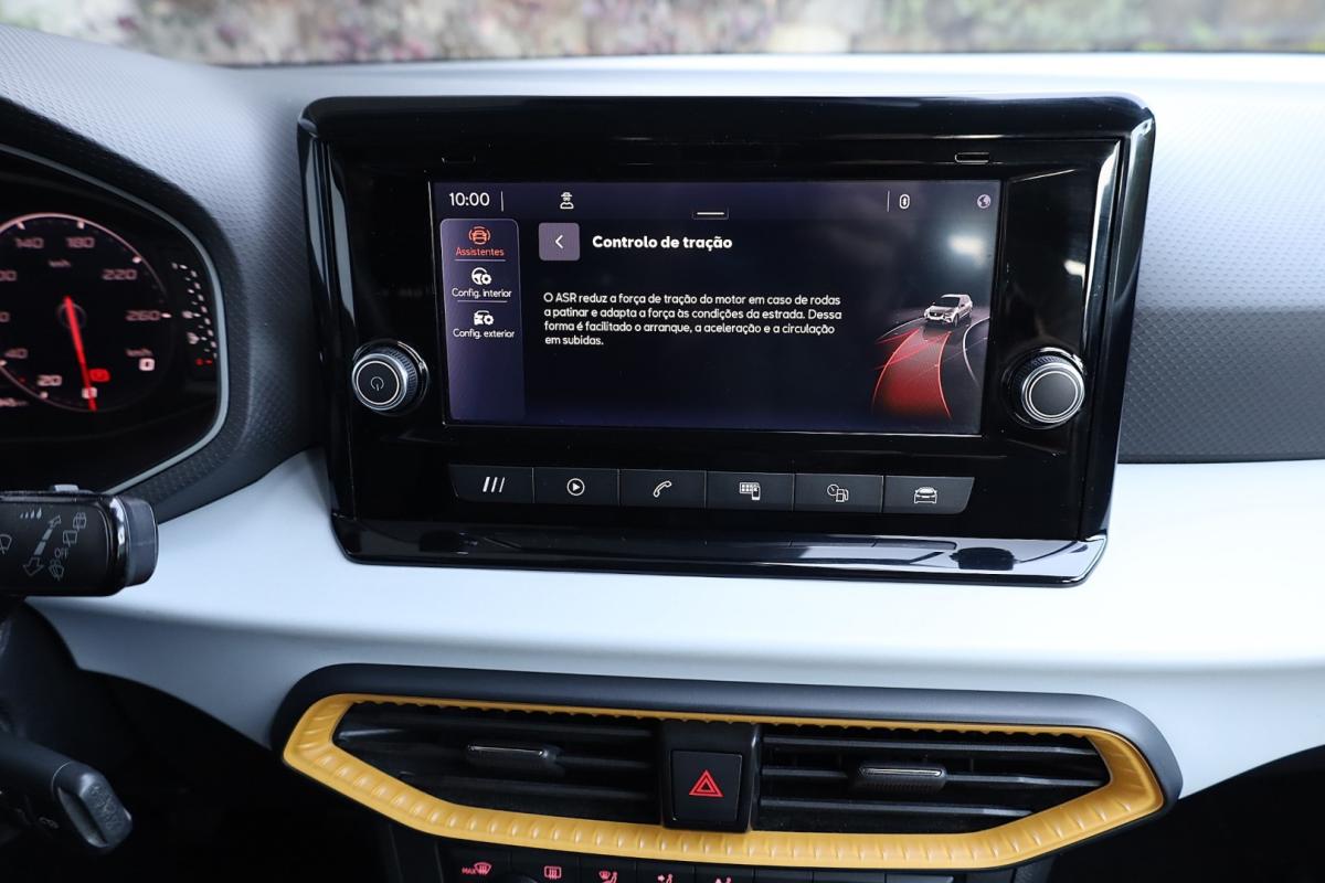 seat-arona-2023-gasolina-999cc