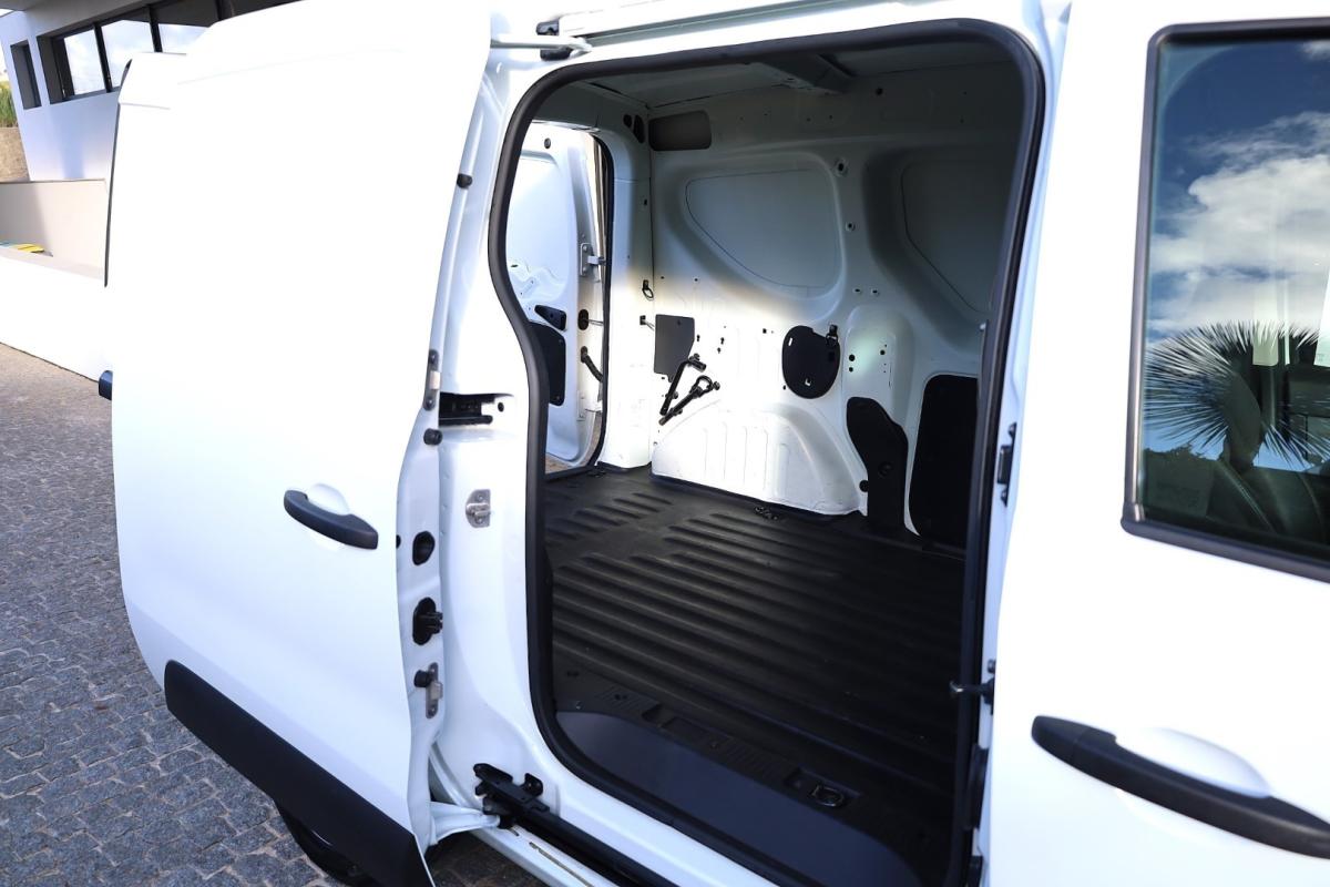 renault-express-2023-diesel-1461cc