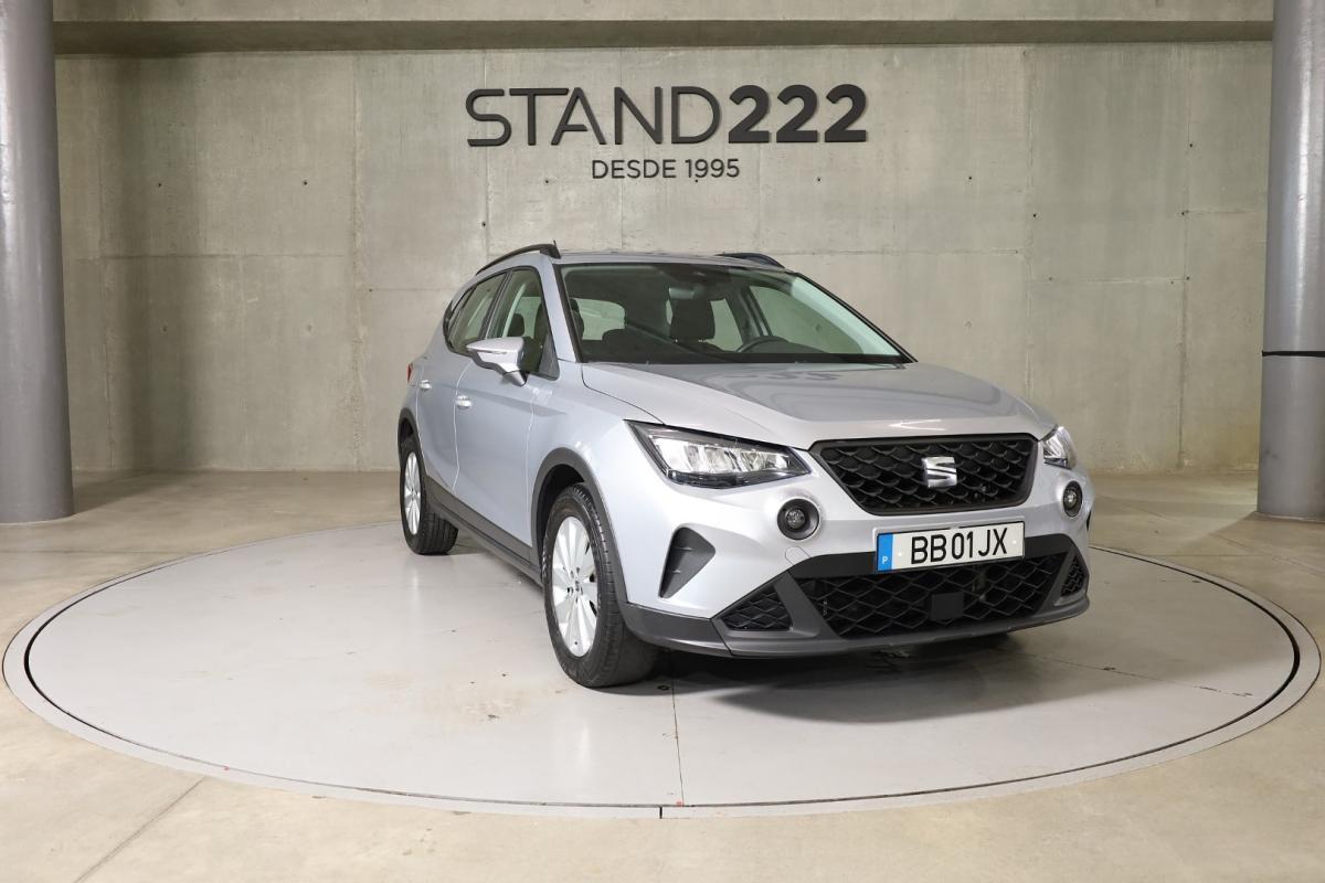 seat-arona-2023-gasolina-999cc