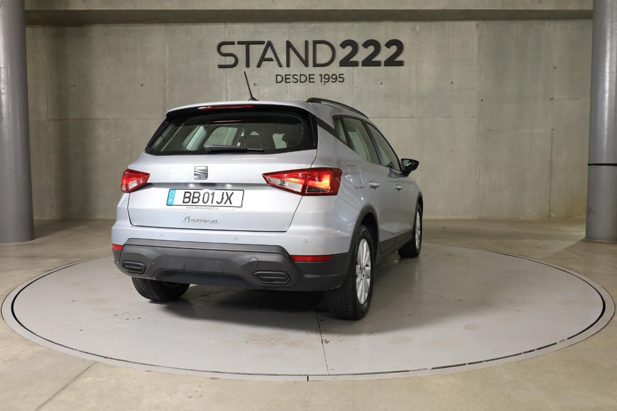 seat-arona-2023-gasolina-999cc