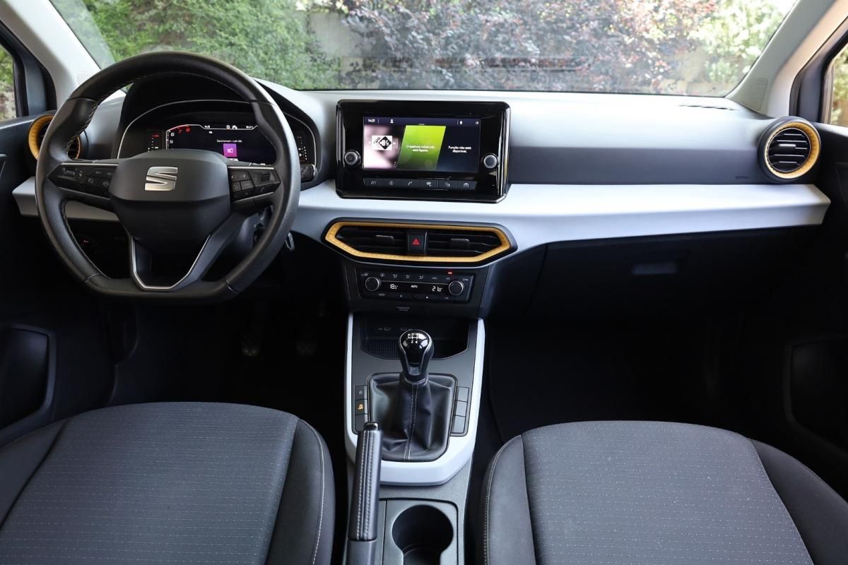 seat-arona-2023-gasolina-999cc