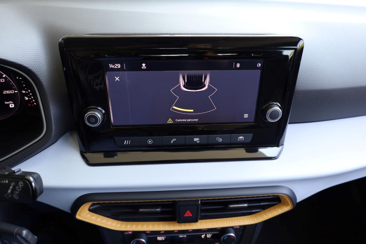 seat-arona-2023-gasolina-999cc