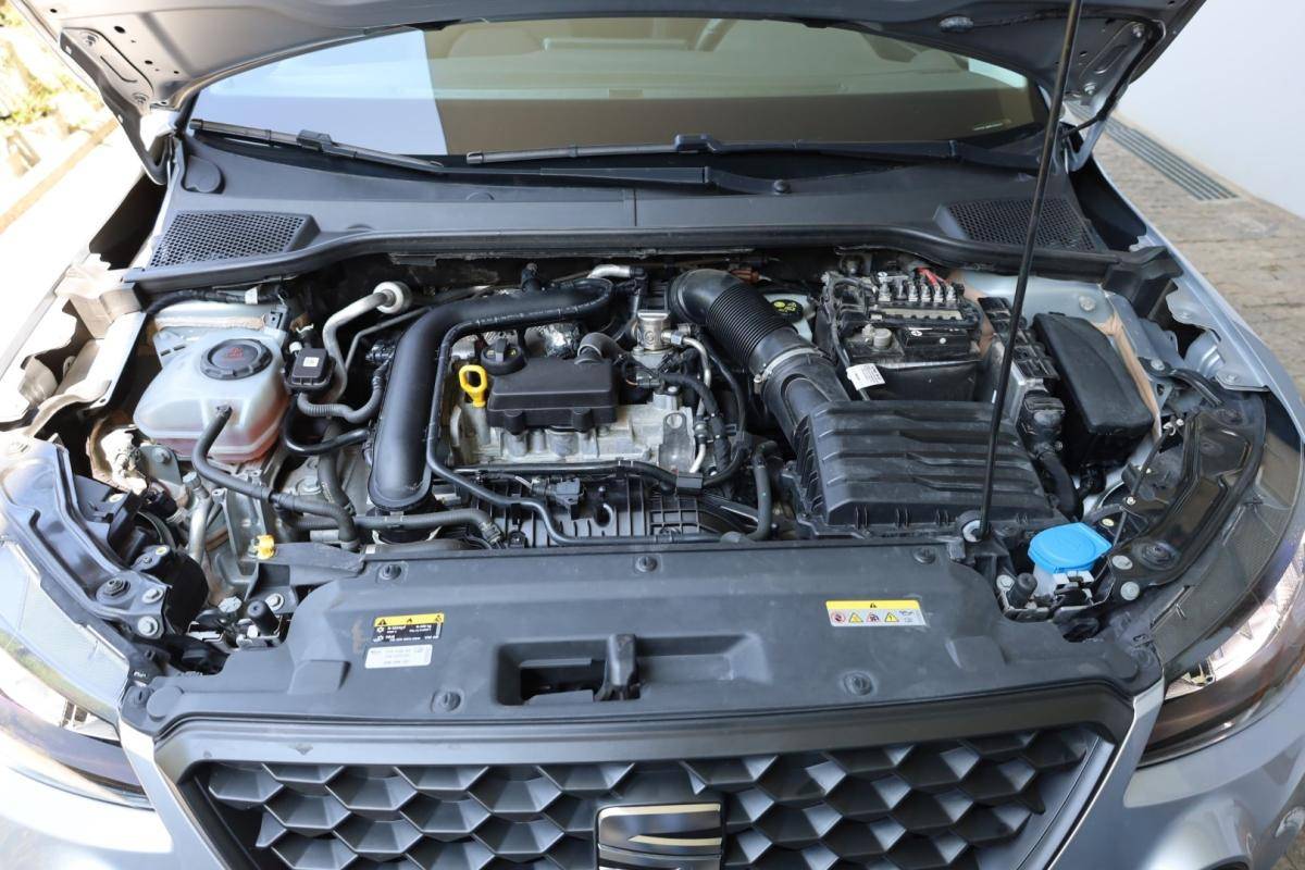 seat-arona-2023-gasolina-999cc