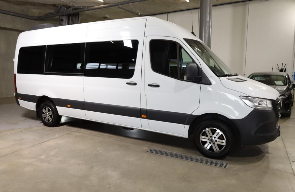 mercedes-benz-sprinter-2023-diesel-1950cc