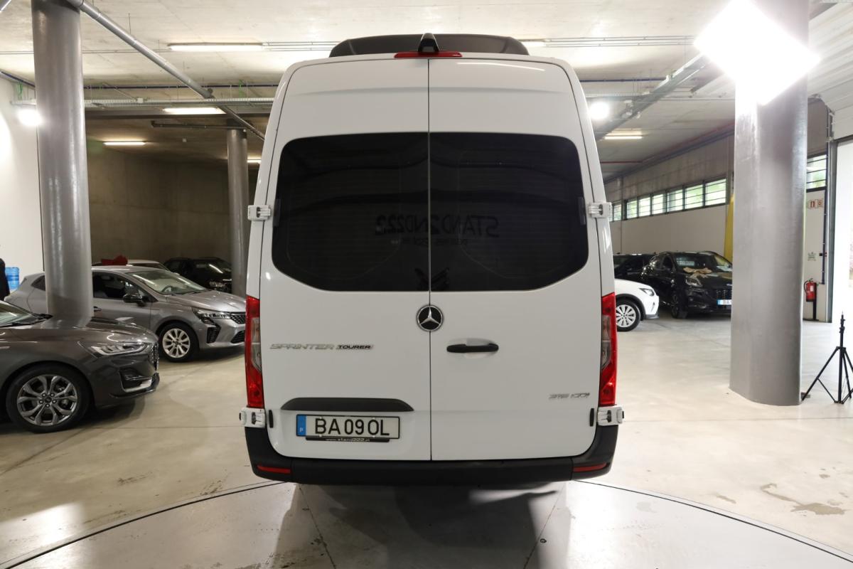 mercedes-benz-sprinter-2023-diesel-1950cc