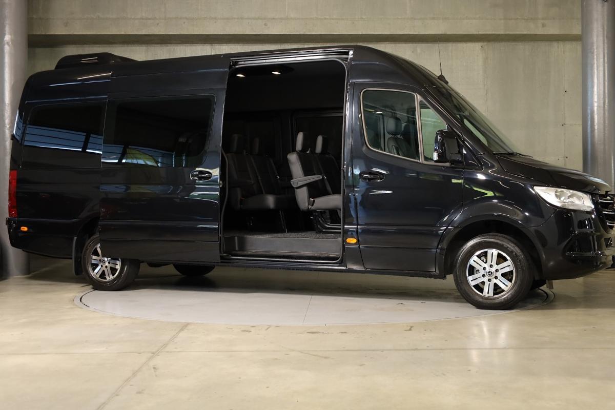mercedes-benz-sprinter-2023-diesel-1950cc