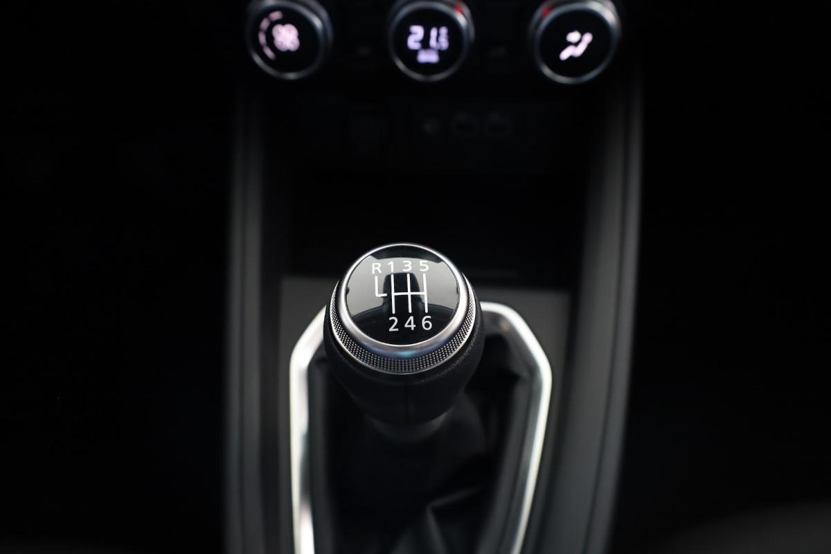 mitsubishi-colt-2026-gasolina-999cc