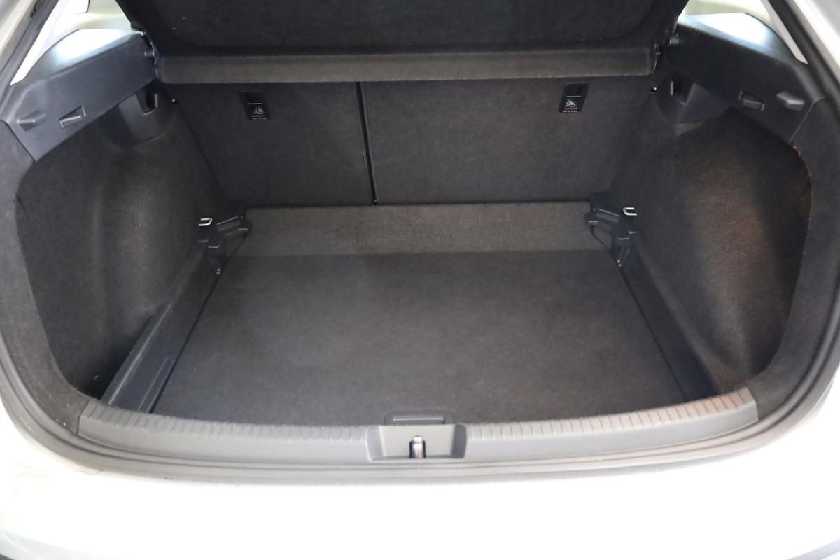 volkswagen-taigo-2023-gasolina-999cc